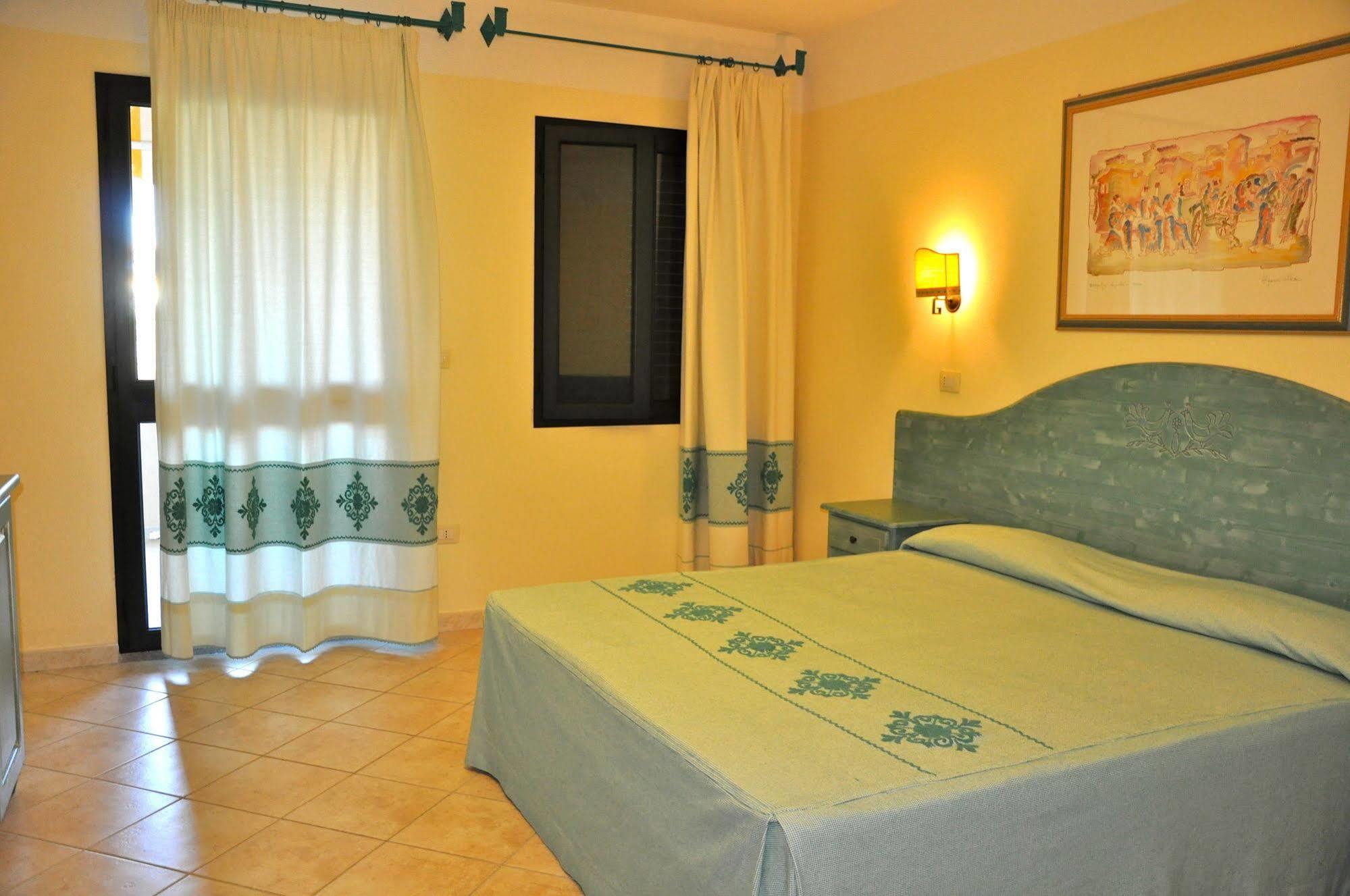 Residence Il Borgo Orosei Exterior photo